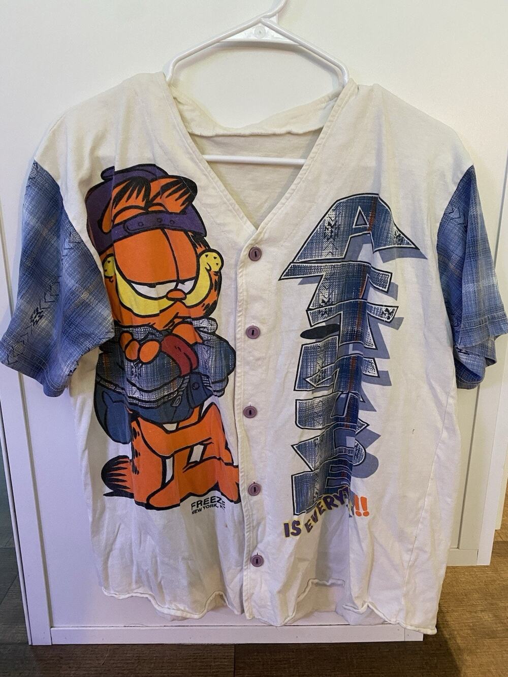 Vintage 1990s Garfield Shirt Freeze New York